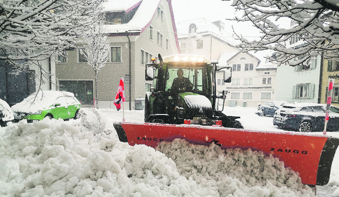 Im Schnee steckengeblieben