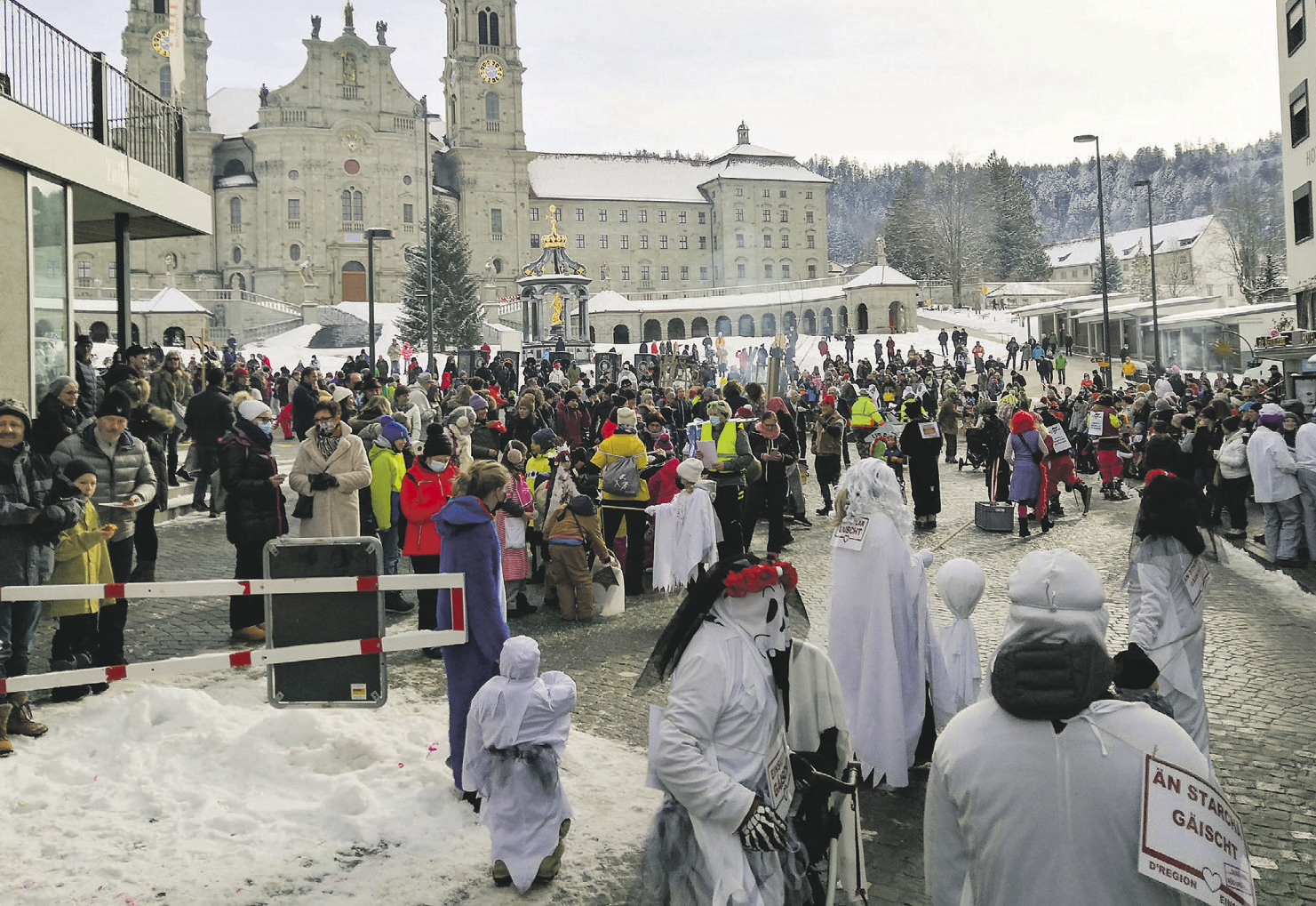 Wenigstens war der Güdelmontag in Einsiedeln kein Infektionsherd