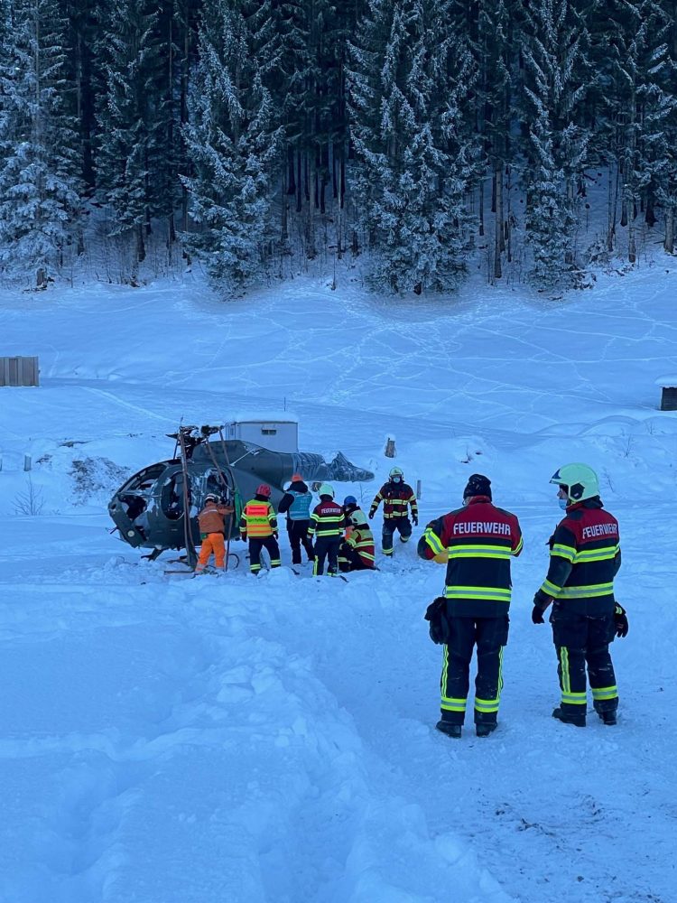 Unteriberg: Zeugenaufruf nach Helikopterabsturz