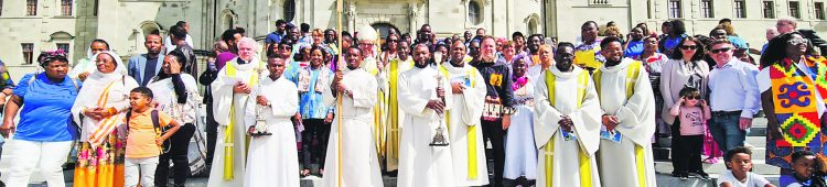 Zwölfte Afrikanische Wallfahrt  im Klosterdorf Einsiedeln