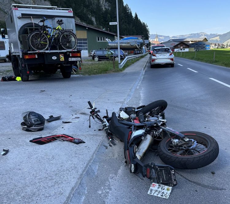 Unteriberg: Motorradfahrer bei Unfall erheblich verletzt