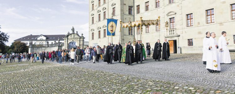 Der Rosenkranzsonntag im Kloster Einsiedeln