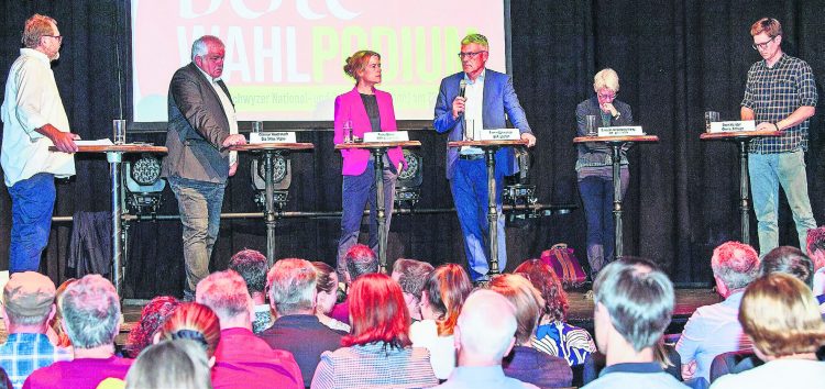 Hitzige Debatten am Wahlpodium