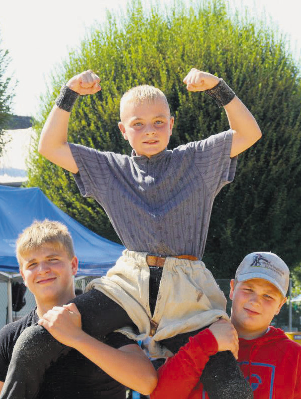 Erster Schwingfestsieg  für Levin Schuler