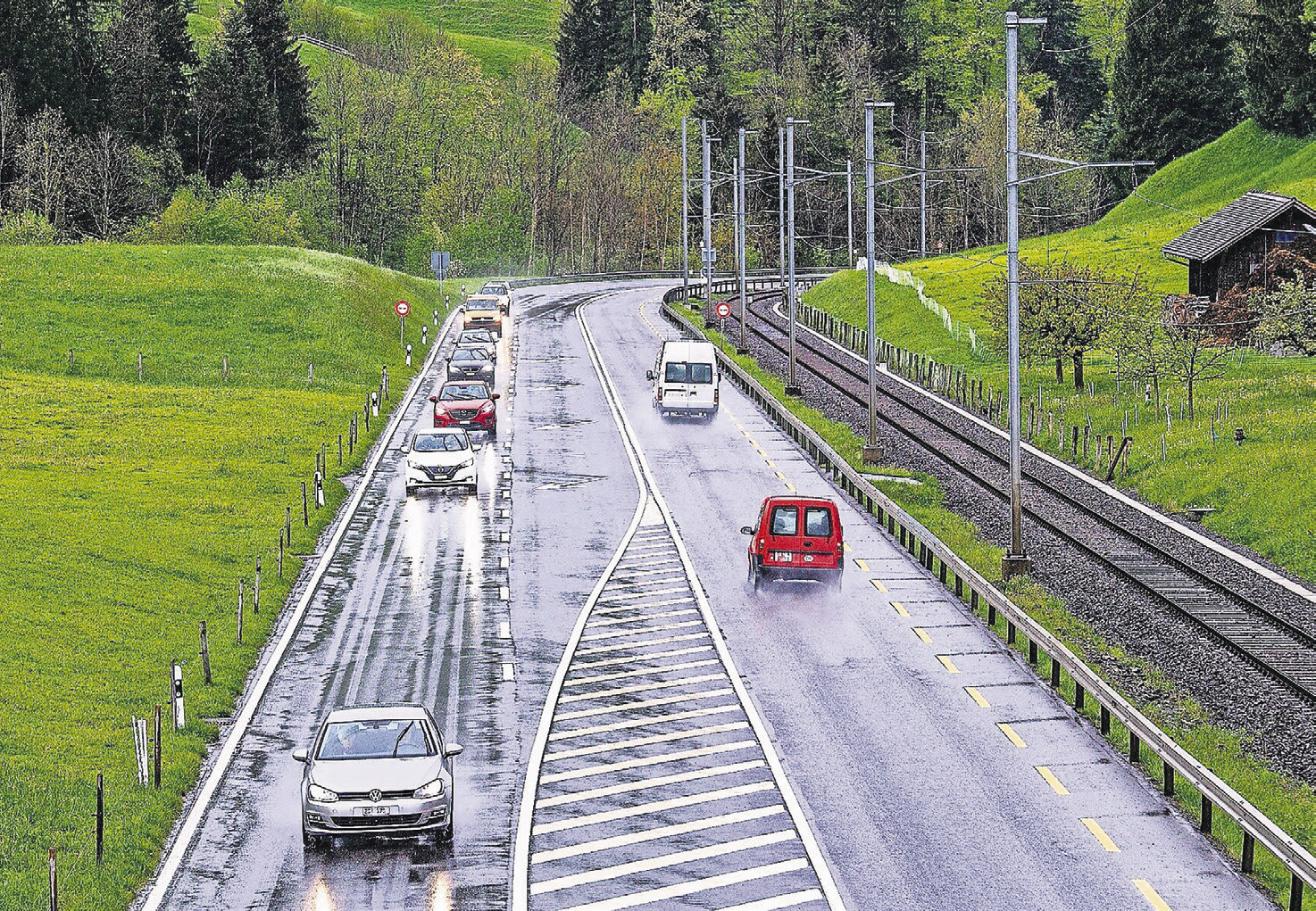 Zustimmung zur Sanierung der H8 zwischen Sattel und Rothenthurm