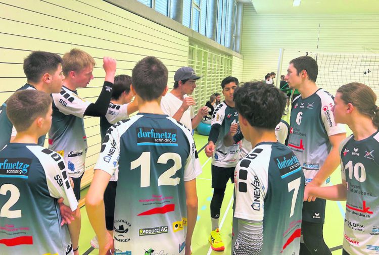 Ein klarer Sieg und zwei knappe Niederlagen   des VBC Einsiedeln